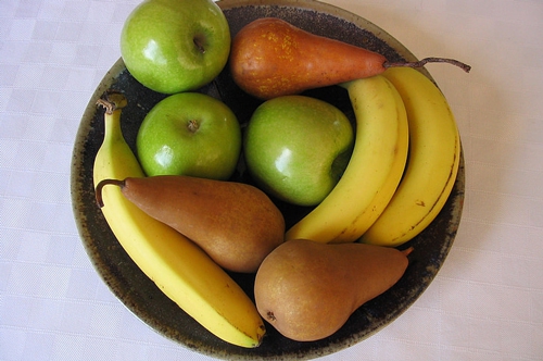 梦见偷摘人家的梨吃