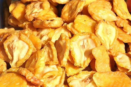 梦见梨在树上都烂了 梦见梨在树上都烂了