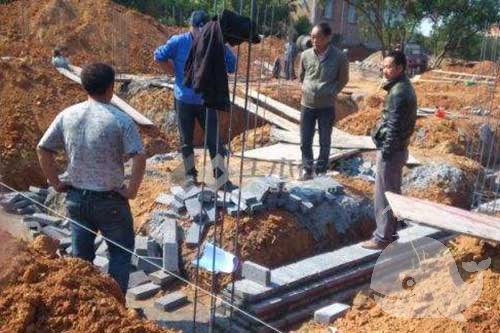 梦见家里盖房 梦见家里盖房